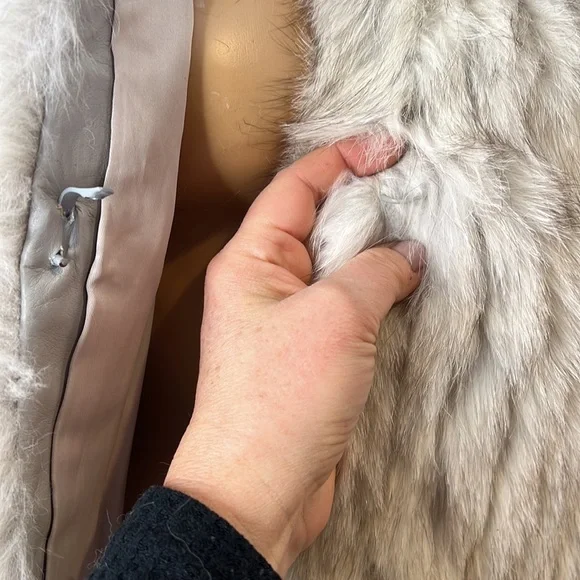 Vintage Gray Real Fox Fur Vest - Picture 7 of 10